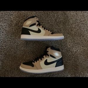 Jordan 1 Retro High Mushroom Sizs 8.5W/7M NEW